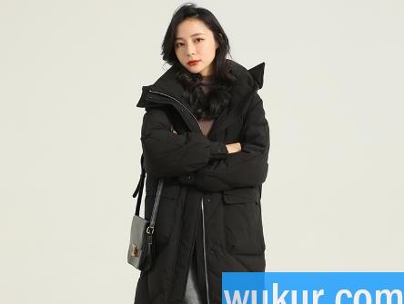 鹅绒服多少克保暖