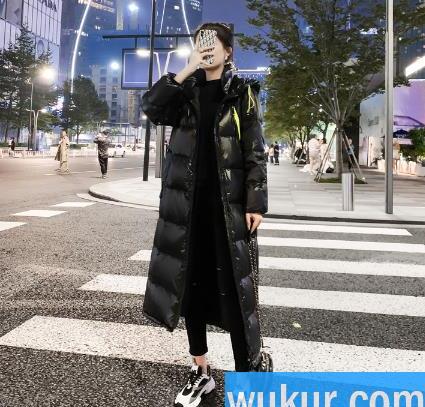 羽绒服很薄正常吗