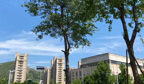 现在疫情适合买房子吗