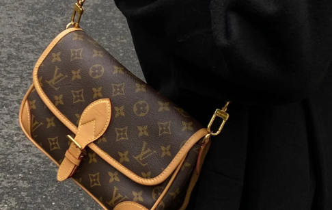 中古包换了配皮会鉴定为假吗