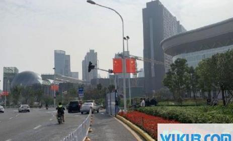 武汉光谷路面塌陷真的假的2020