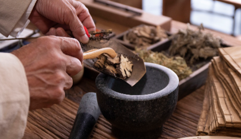中药熬的水洗头需要每天坚持洗吗