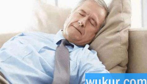 晚上睡觉似睡非睡是怎么回事