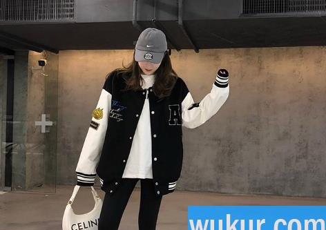 男生买棒球服可以买大一号吗