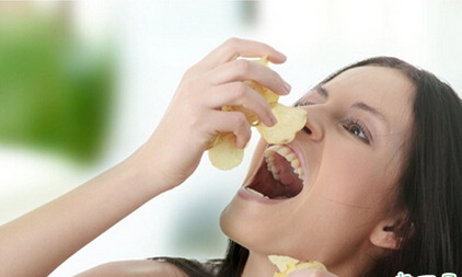 孕妇可以吃薯片等零食吗